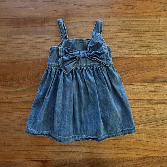 Gap Denim Bow Toddler Girl Dress - Size 2 yrs - Picture 1 of 4